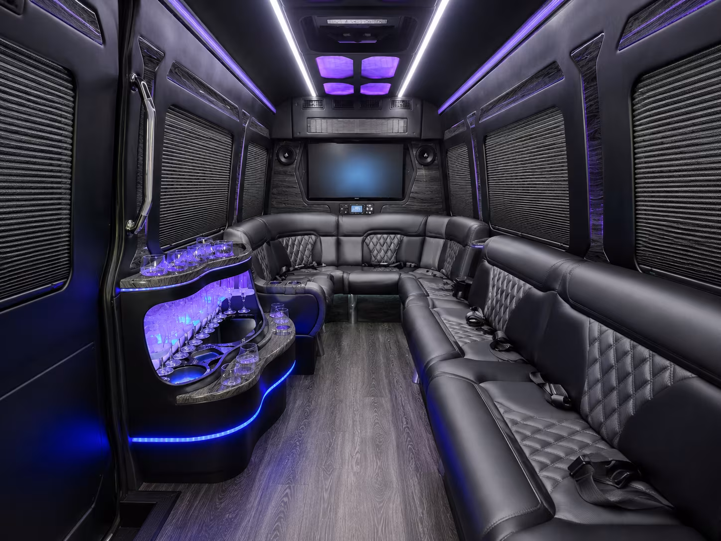 irving 18 passenger party bus